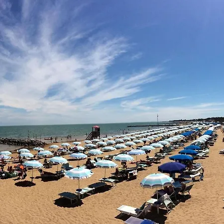 Apartment Cozy Flat In The Heart Of Lignano *